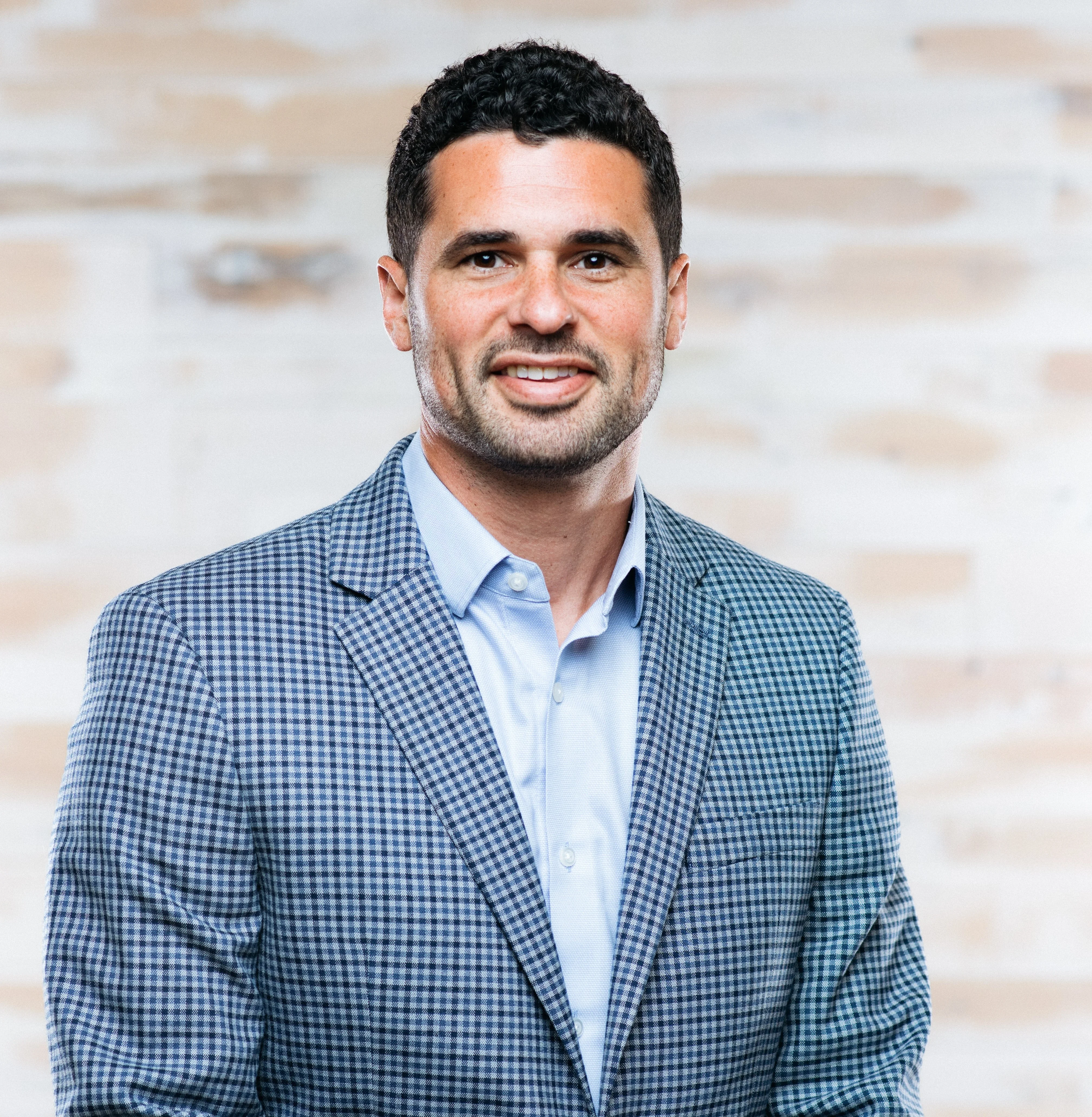 How to Hire a Good Insurance Agent with Guest Micah Salas