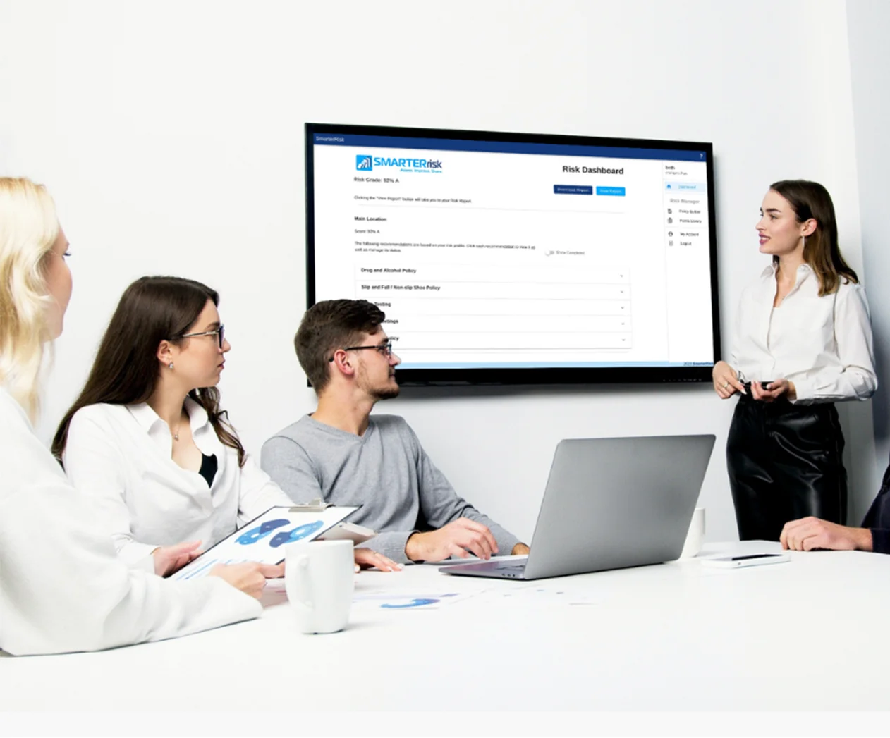 Insurers in conference discussing risk reduction